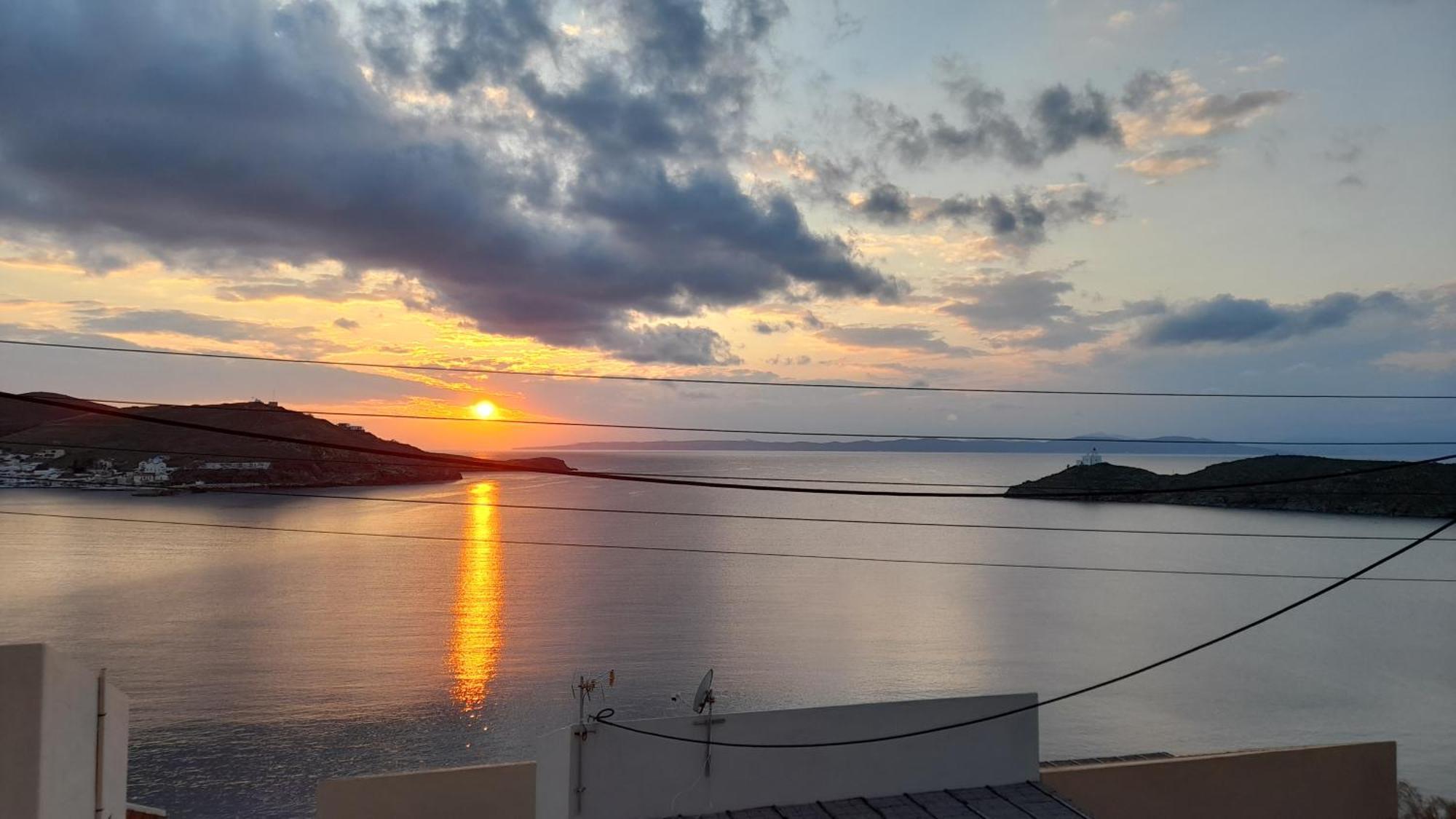 Thalassino Ageri Gialiskari  Номер фото
