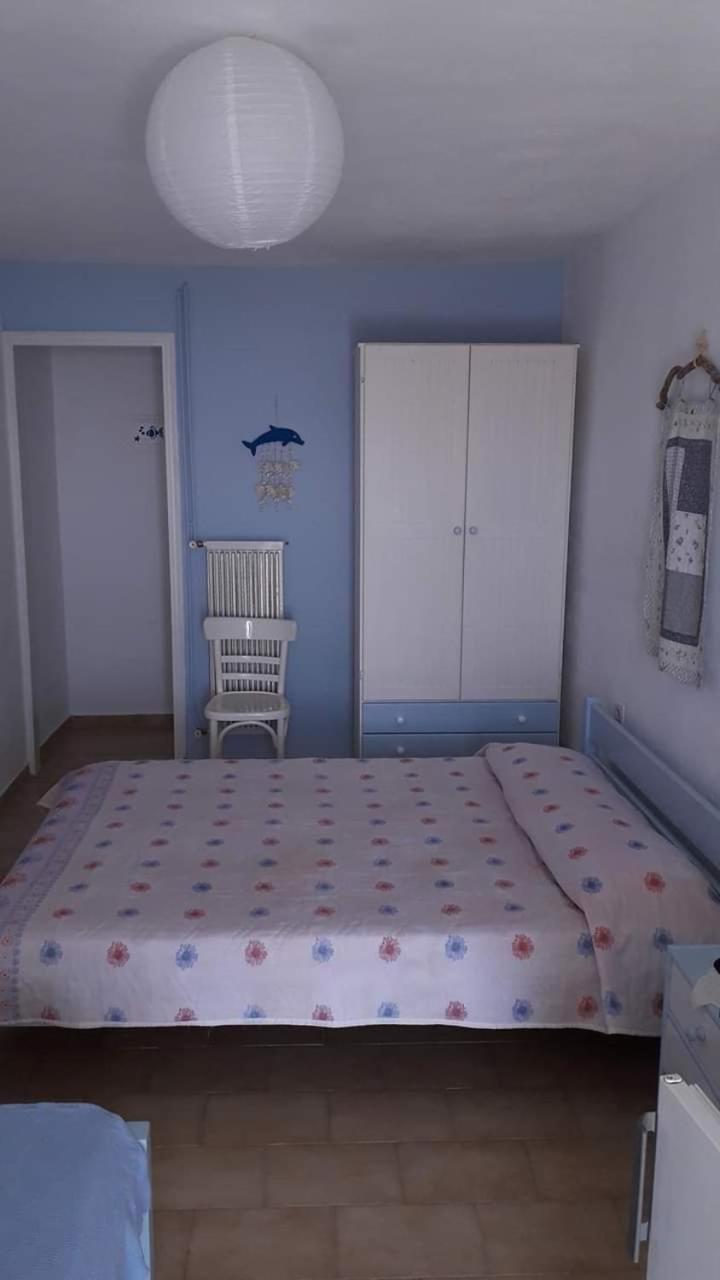 Thalassino Ageri Gialiskari  Номер фото